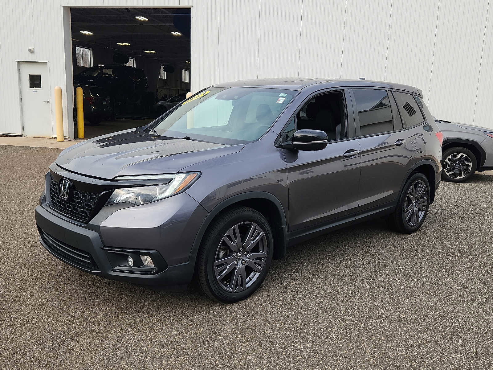Used 2021 Honda Passport EX-L image 3