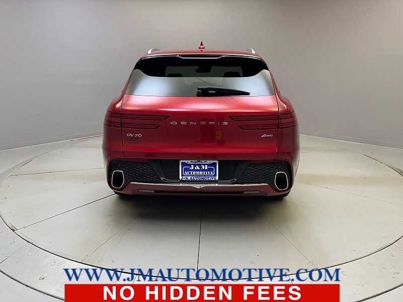 Used 2023 Genesis GV70 2.5T w/ Select Package image 4