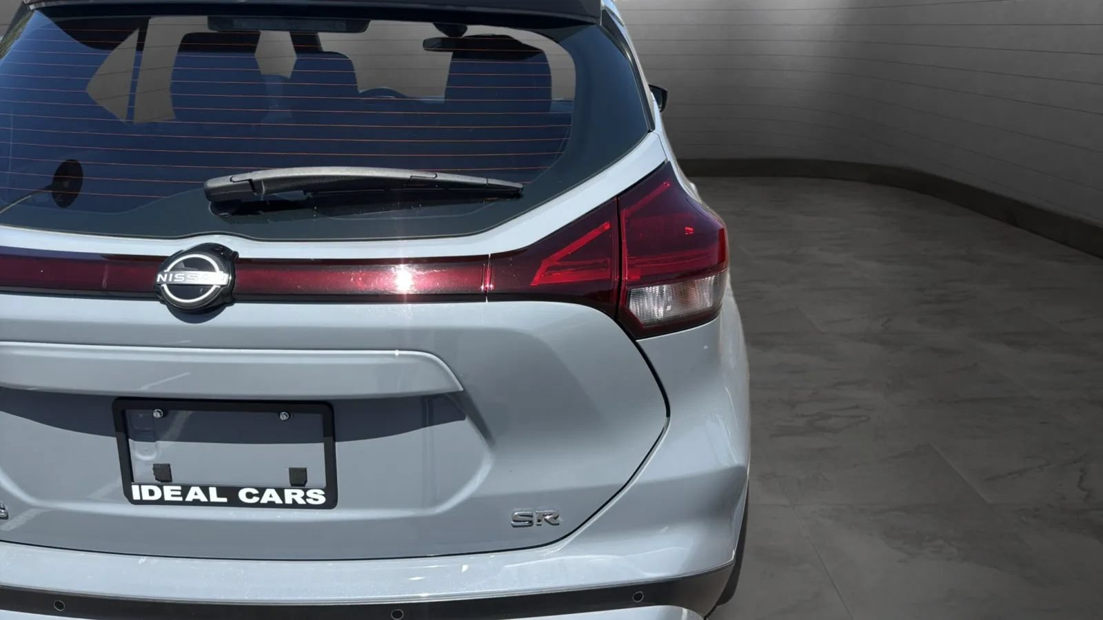 Used 2022 Nissan Kicks SR w/ Premium Package FWD image 34