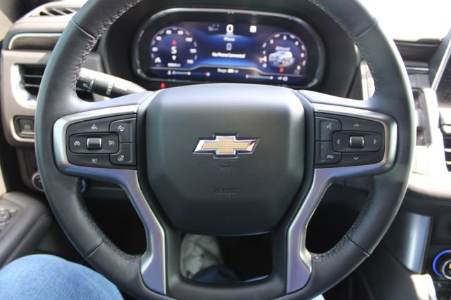 Used 2022 Chevrolet Tahoe LT w/ Luxury Package RWD image 24