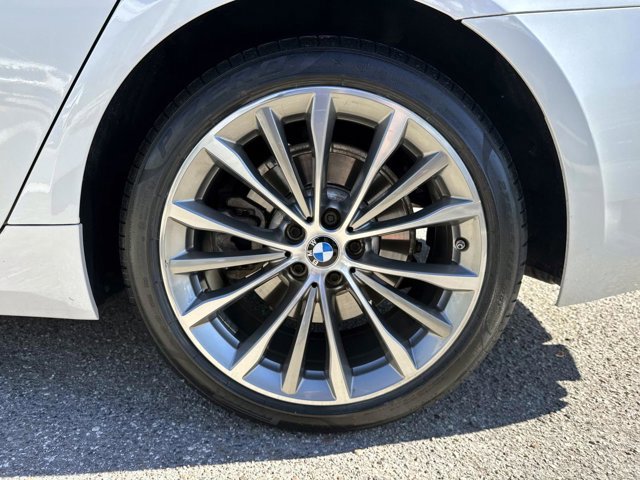 Certified 2022 BMW 530i 530i w/ Executive Package image 10