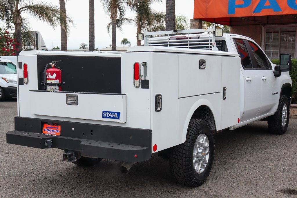 Used 2022 Chevrolet Silverado 2500 LT w/ Convenience Package image 10