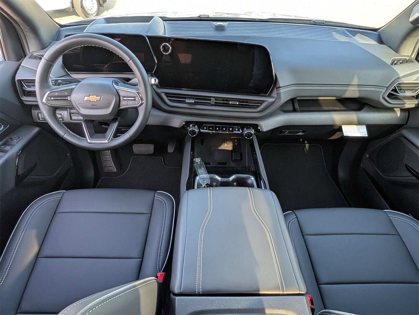 New 2026 Chevrolet Silverado EV LT image 8