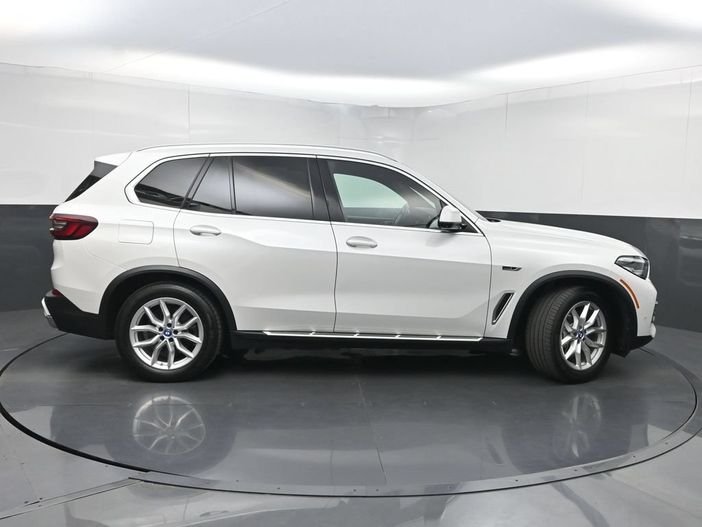 Used 2022 BMW X5 xDrive45e w/ Climate Comfort Package AWD/4WD image 44