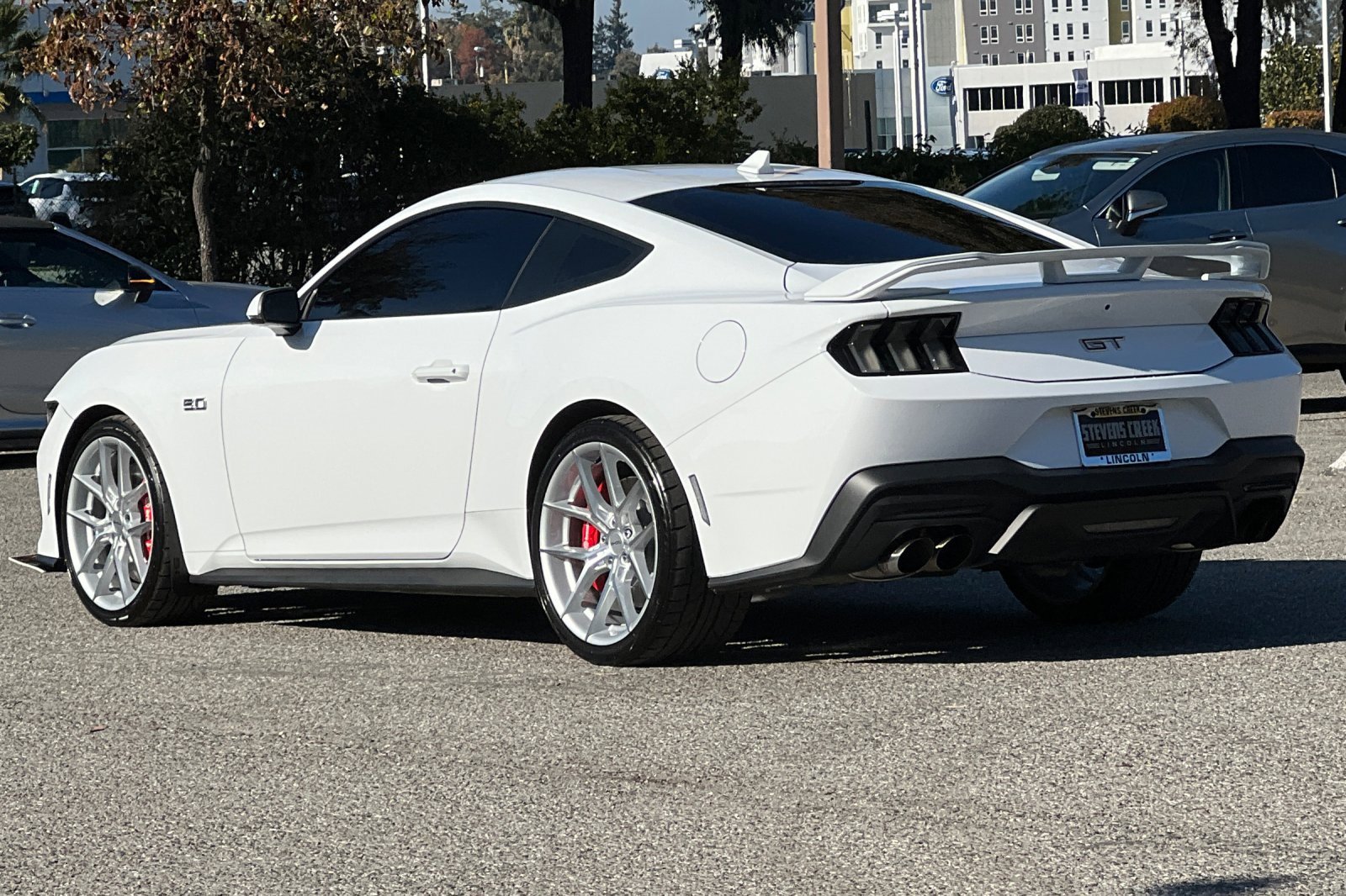 Used 2024 Ford Mustang GT Premium image 6