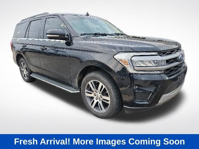 Used 2023 Ford Expedition XLT RWD image 1