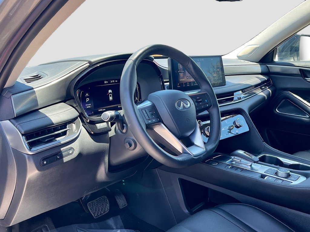 Used 2025 INFINITI QX60 Luxe w/ Vision Package AWD/4WD image 9