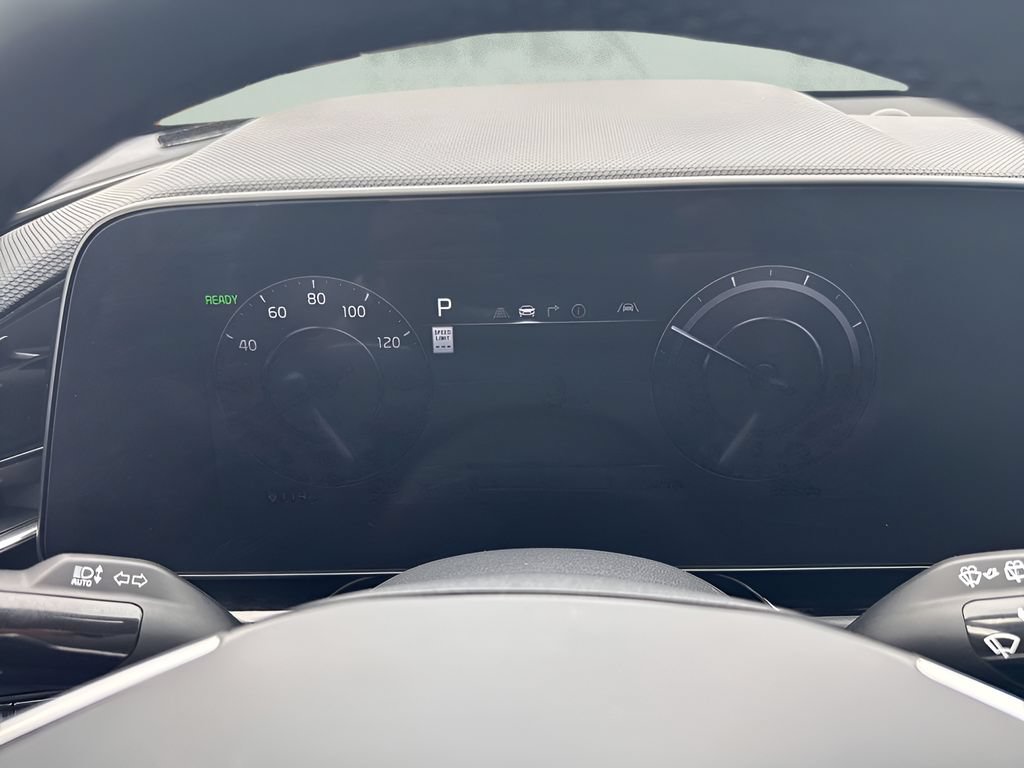 Used 2025 Kia Niro Wind w/ Wind Preserve Package FWD image 21