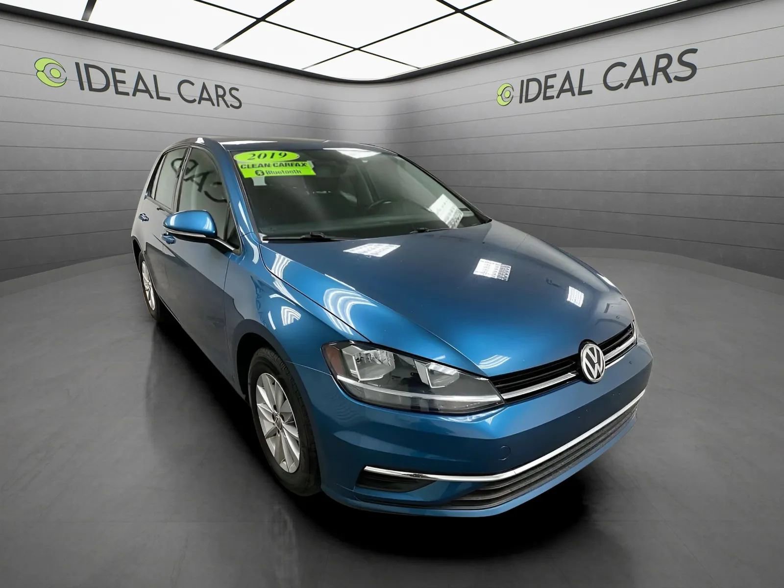 Used 2019 Volkswagen Golf SE FWD image 3