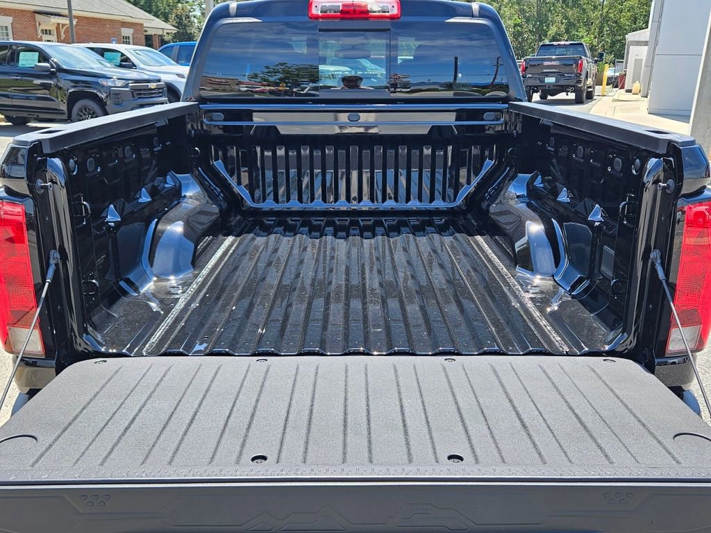 New 2026 Chevrolet Colorado W/T w/ Advanced Trailering Package AWD/4WD image 10
