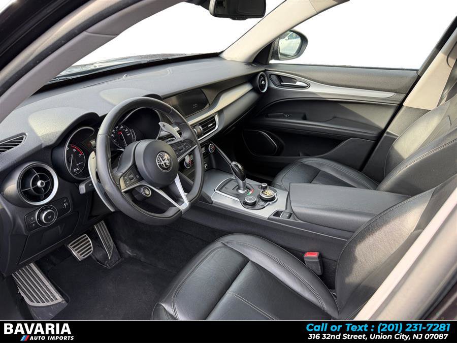 Used 2018 Alfa Romeo Stelvio Sport w/ Quick Order Package 22J Sport image 10