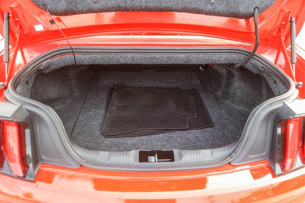 Used 2019 Ford Mustang GT Premium image 25