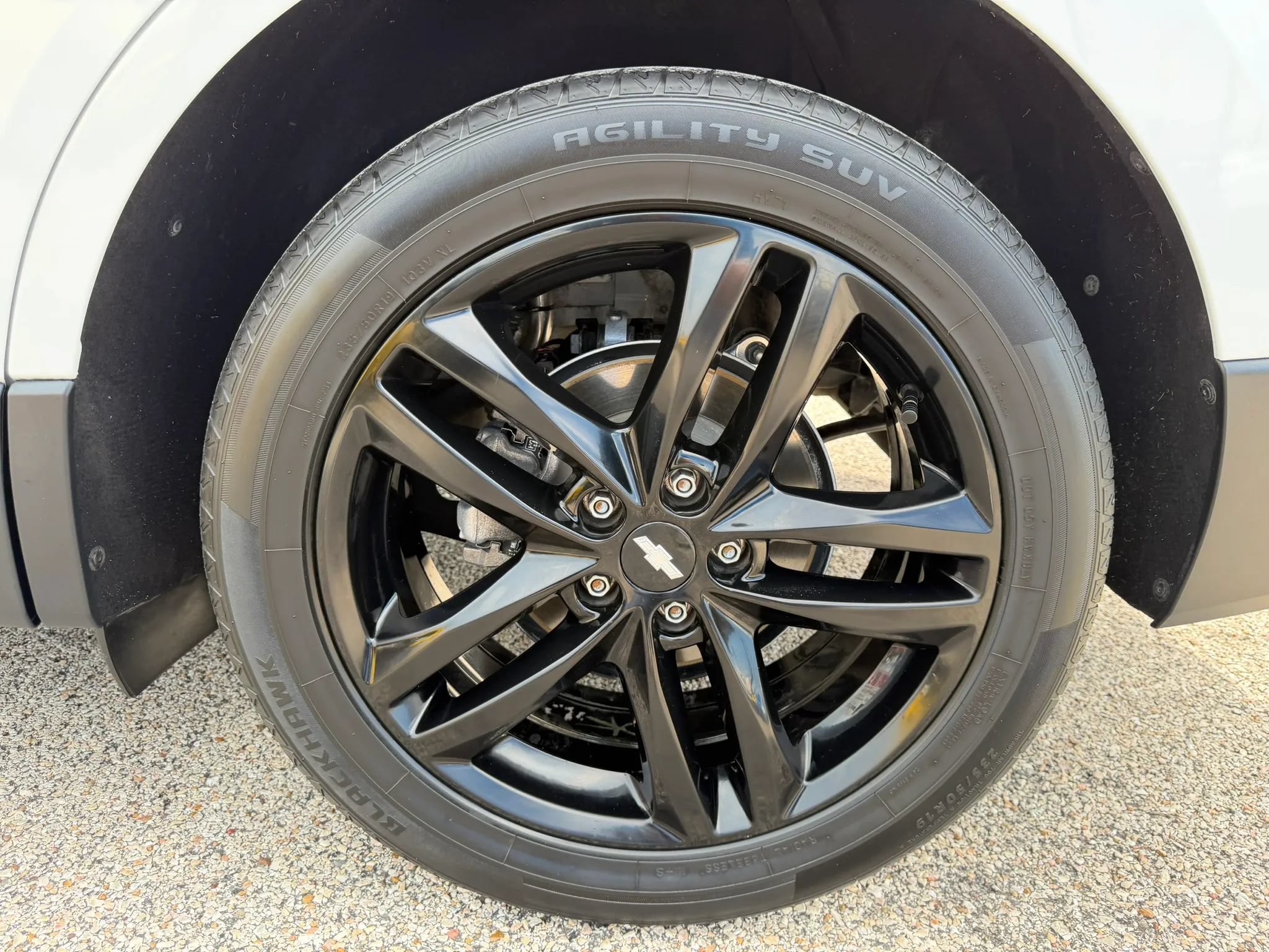 Used 2021 Chevrolet Equinox LT FWD image 16
