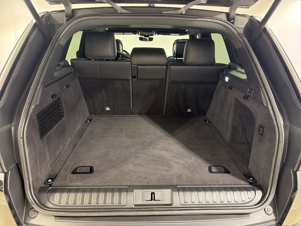 Used 2019 Land Rover Range Rover Sport SE AWD/4WD image 29