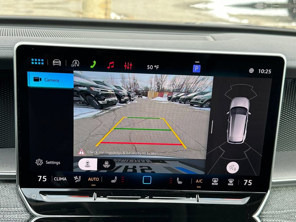 New 2026 Volkswagen Tiguan SE AWD/4WD image 16