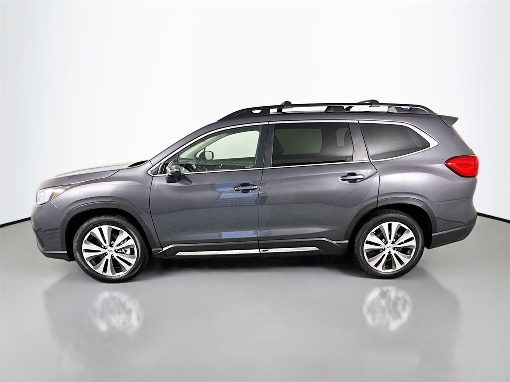 Used 2022 Subaru Ascent Limited w/ Technology Package image 2