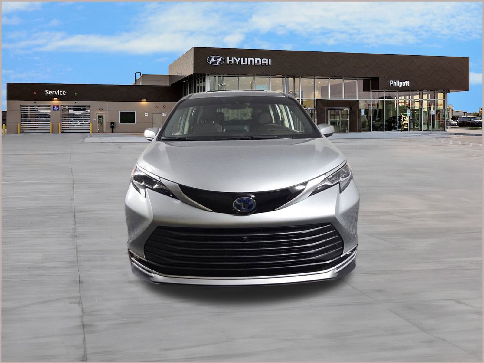 Used 2024 Toyota Sienna Platinum image 6