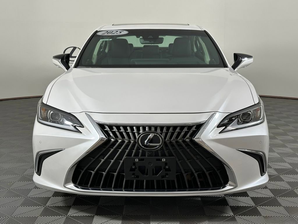 Used 2025 Lexus ES 350 Luxury w/ Technology Package image 13