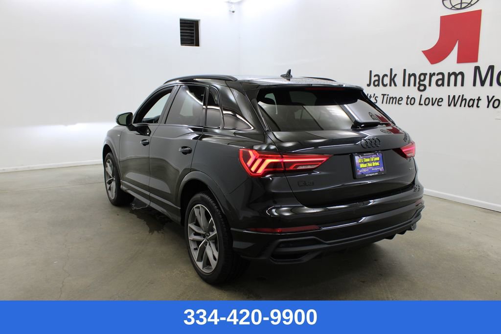 New 2025 Audi Q3 2.0T Premium image 3