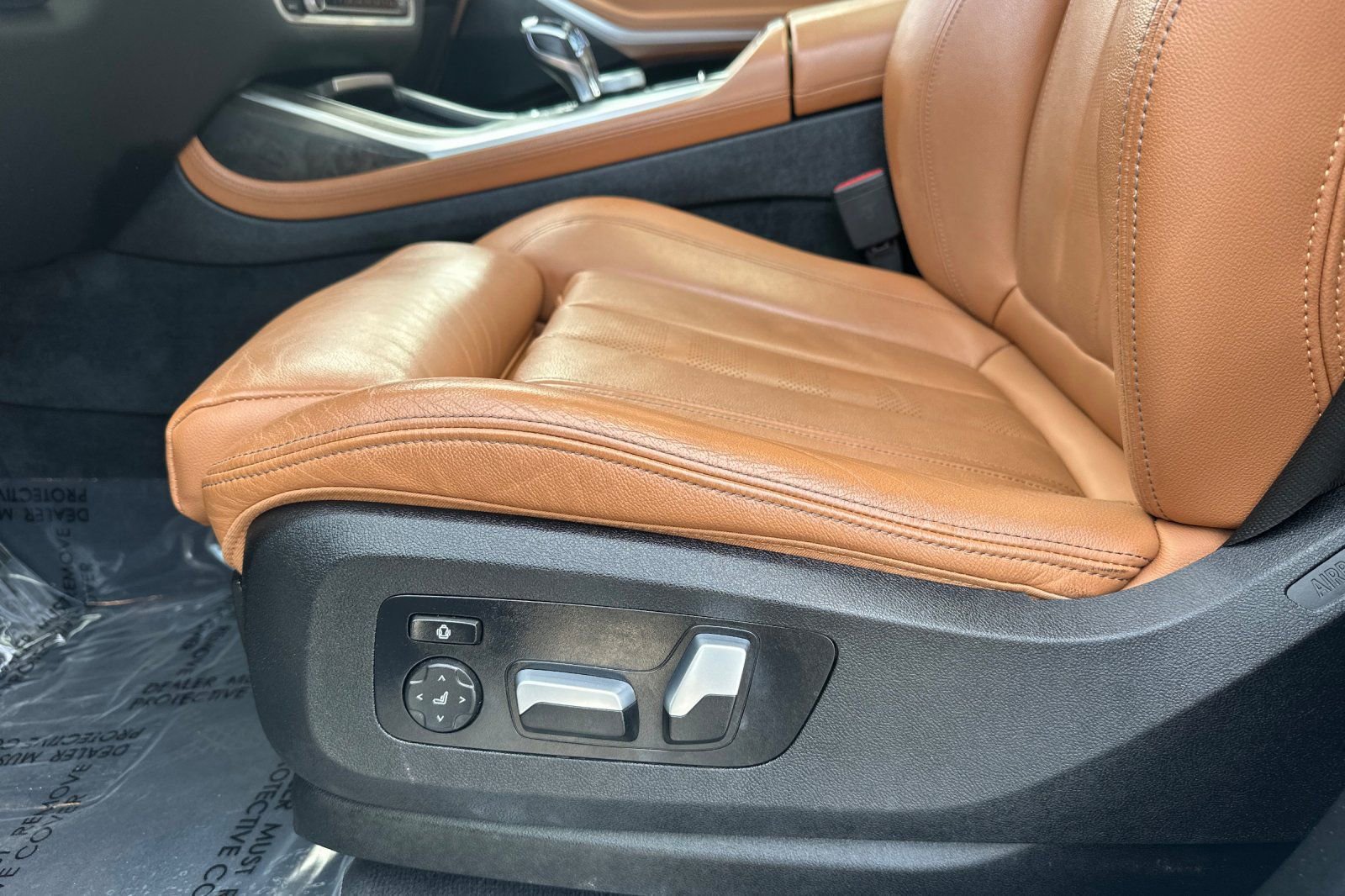 Used 2022 BMW X7 xDrive40i w/ Premium Package AWD/4WD image 13