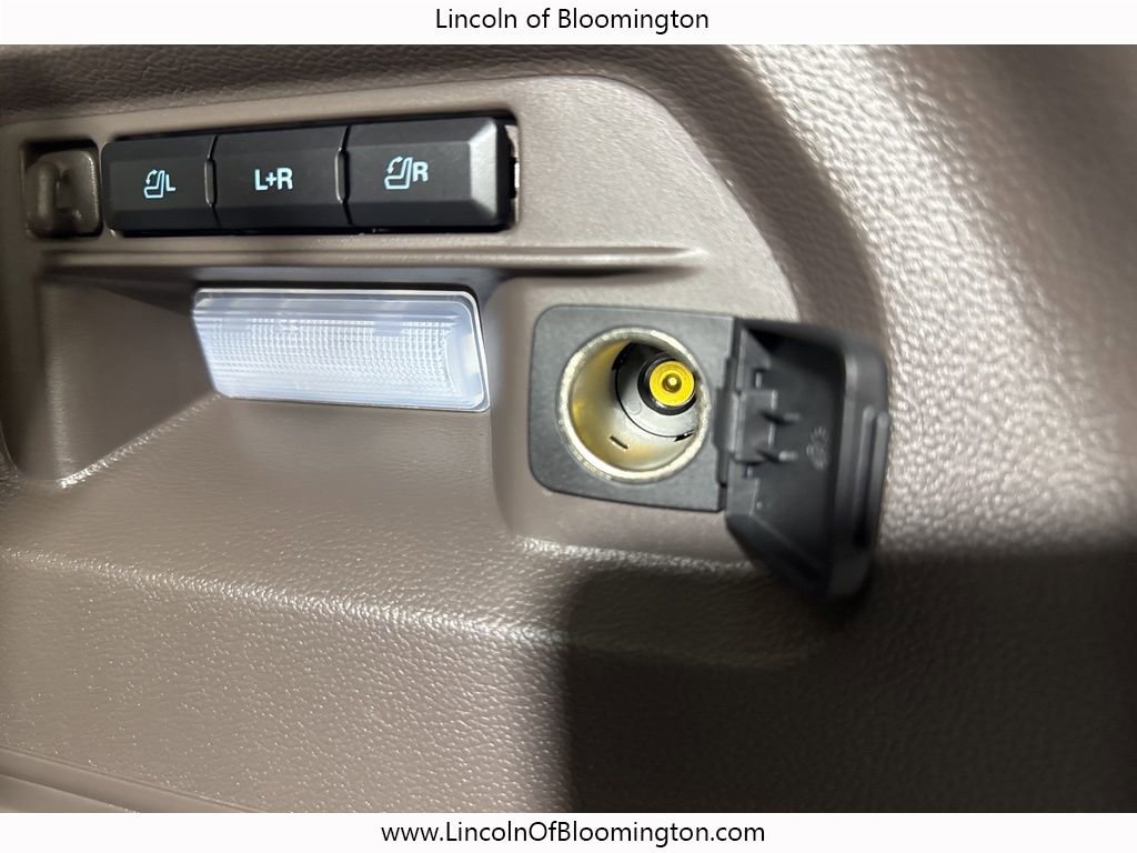 Used 2022 Ford Explorer Platinum w/ Equipment Group 601A image 70