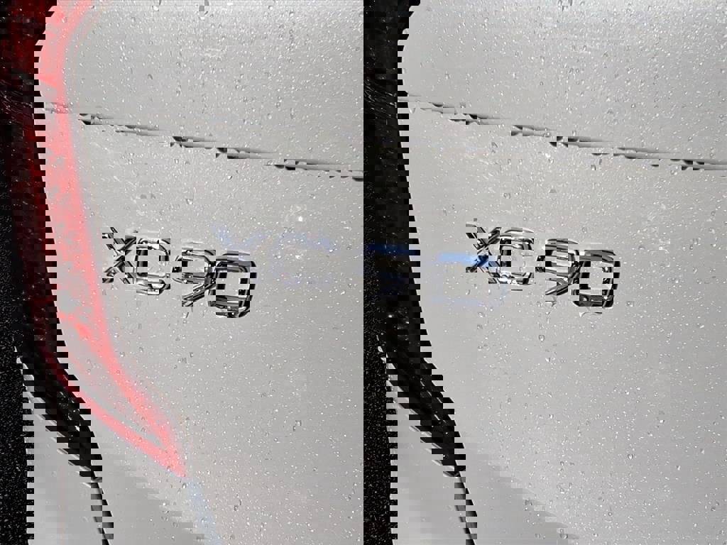 Used 2021 Volvo XC90 T8 Inscription w/ Lounge Package image 5