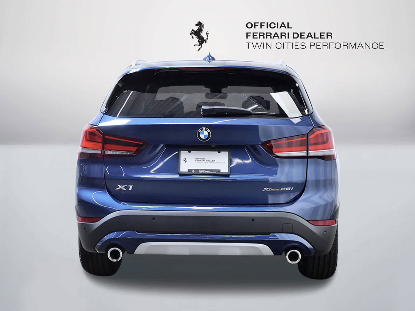 Used 2021 BMW X1 xDrive28i w/ Convenience Package AWD/4WD image 4