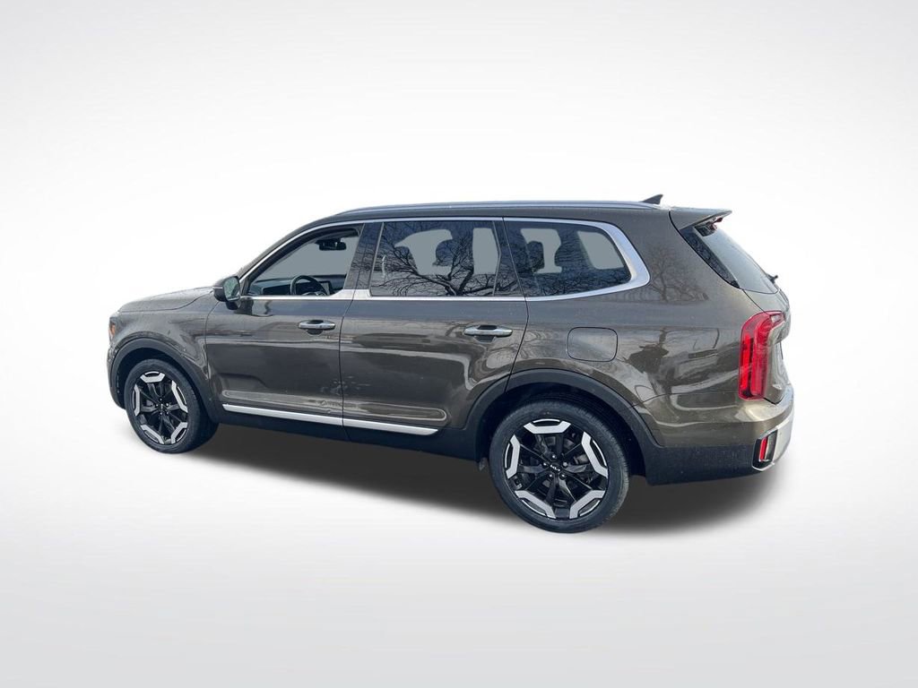 Certified 2023 Kia Telluride S w/ S Sunroof Package image 48