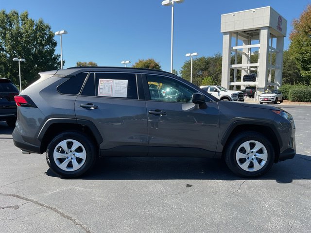 Used 2020 Toyota RAV4 LE FWD image 7