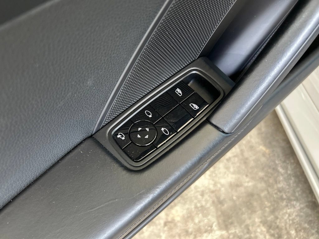 Used 2021 Porsche 911 AWD/4WD image 28