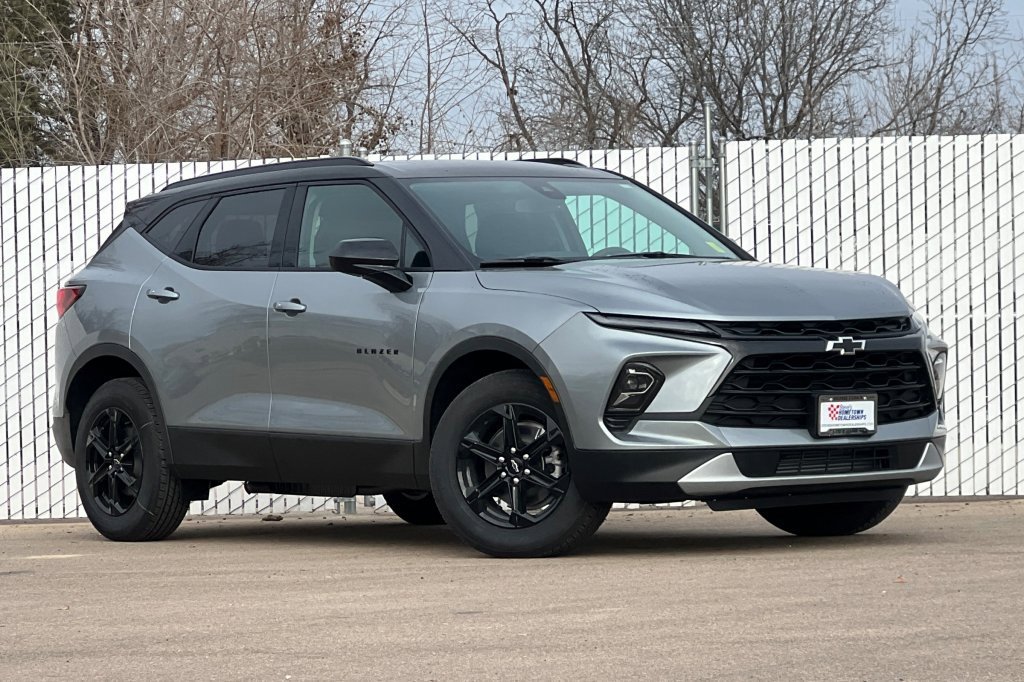 New 2026 Chevrolet Blazer LT w/ Convenience Package video 2