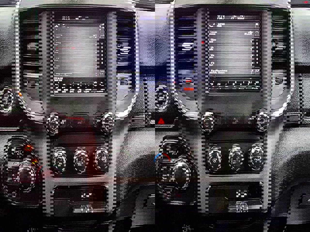 Used 2021 RAM 1500 Big Horn image 15