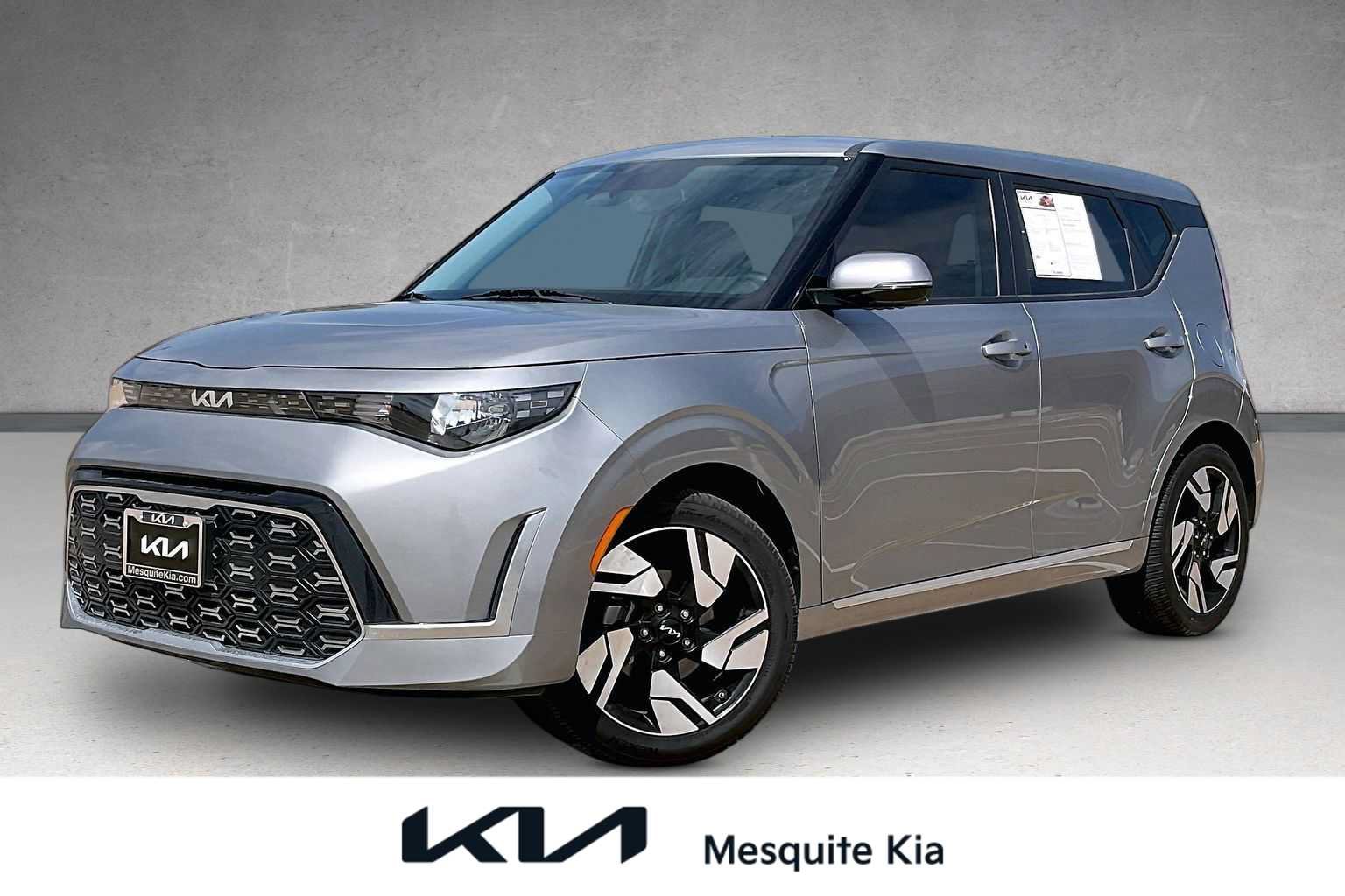 Certified 2024 Kia Soul GT-Line FWD image 1