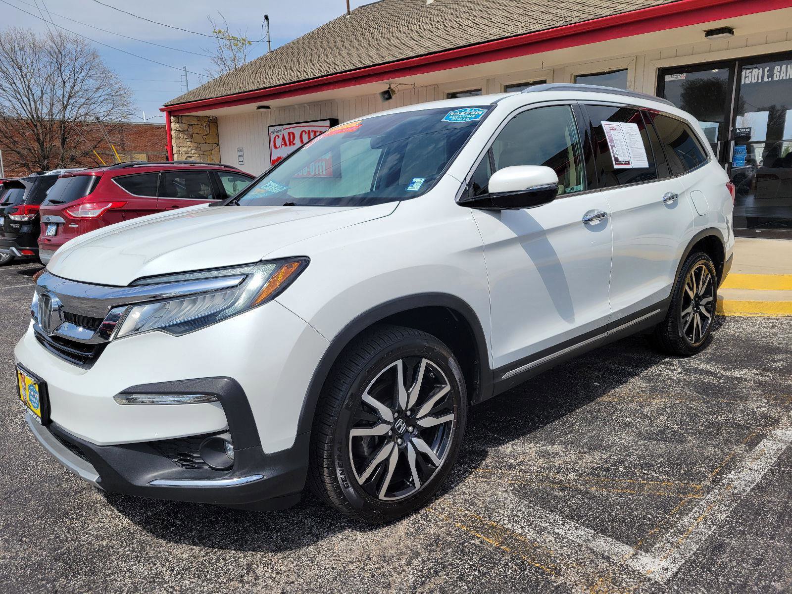 Used 2020 Honda Pilot Touring image 3