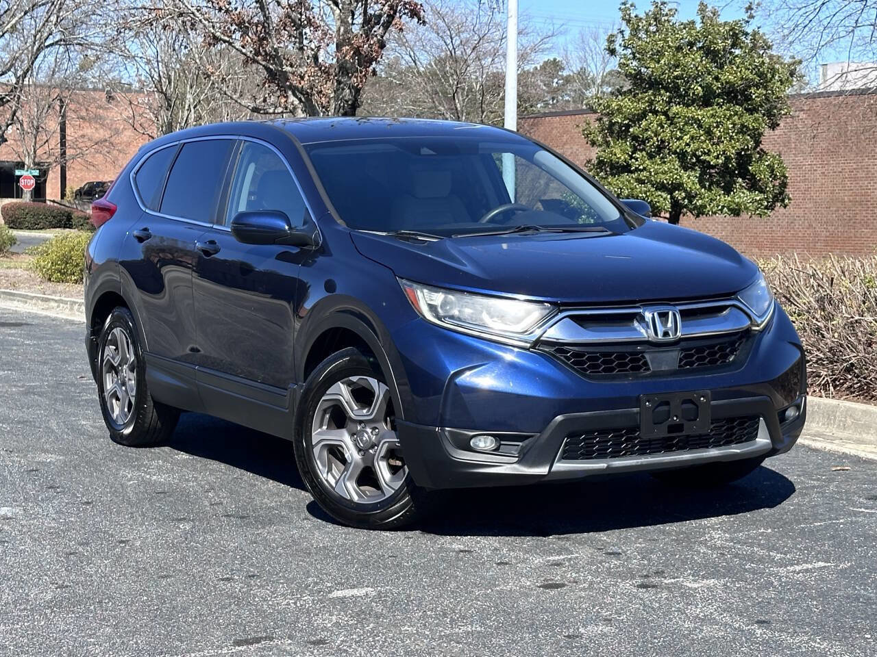 Used 2017 Honda CR-V EX image 1