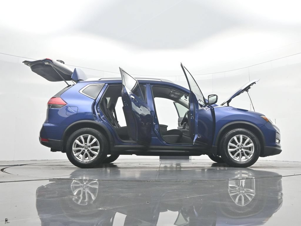 Used 2017 Nissan Rogue SV FWD image 52