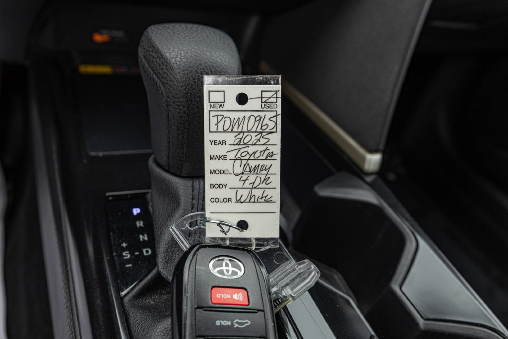 Used 2025 Toyota Camry LE FWD image 20