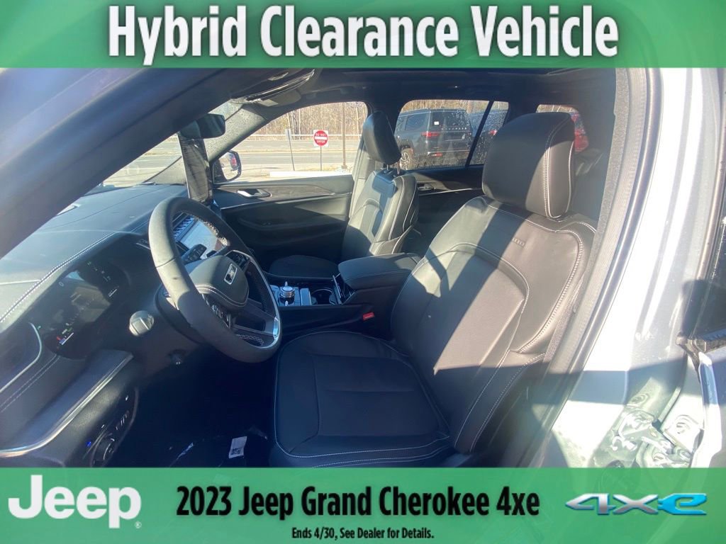 New 2023 Jeep Grand Cherokee Overland image 33