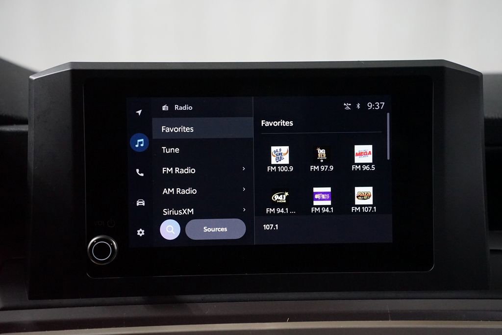 Certified 2024 Toyota Tacoma SR5 image 20