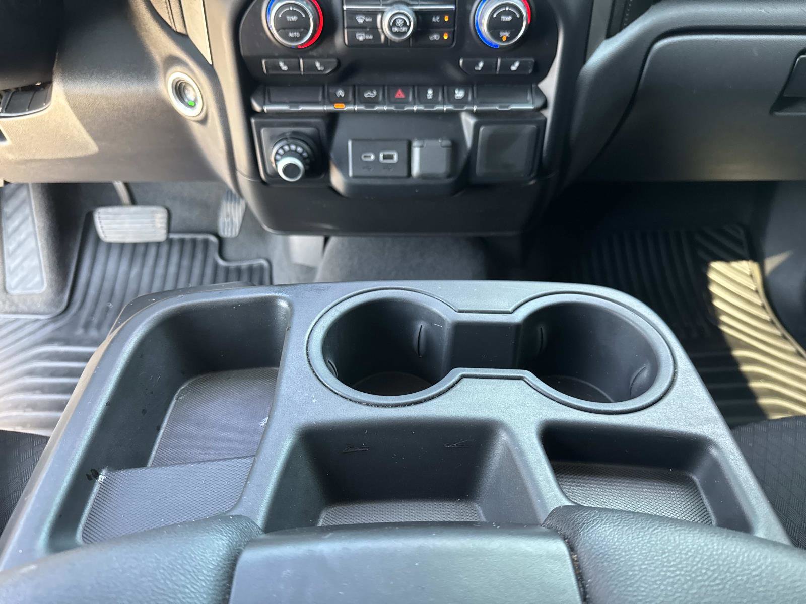 Used 2021 Chevrolet Silverado 1500 LT AWD/4WD image 32