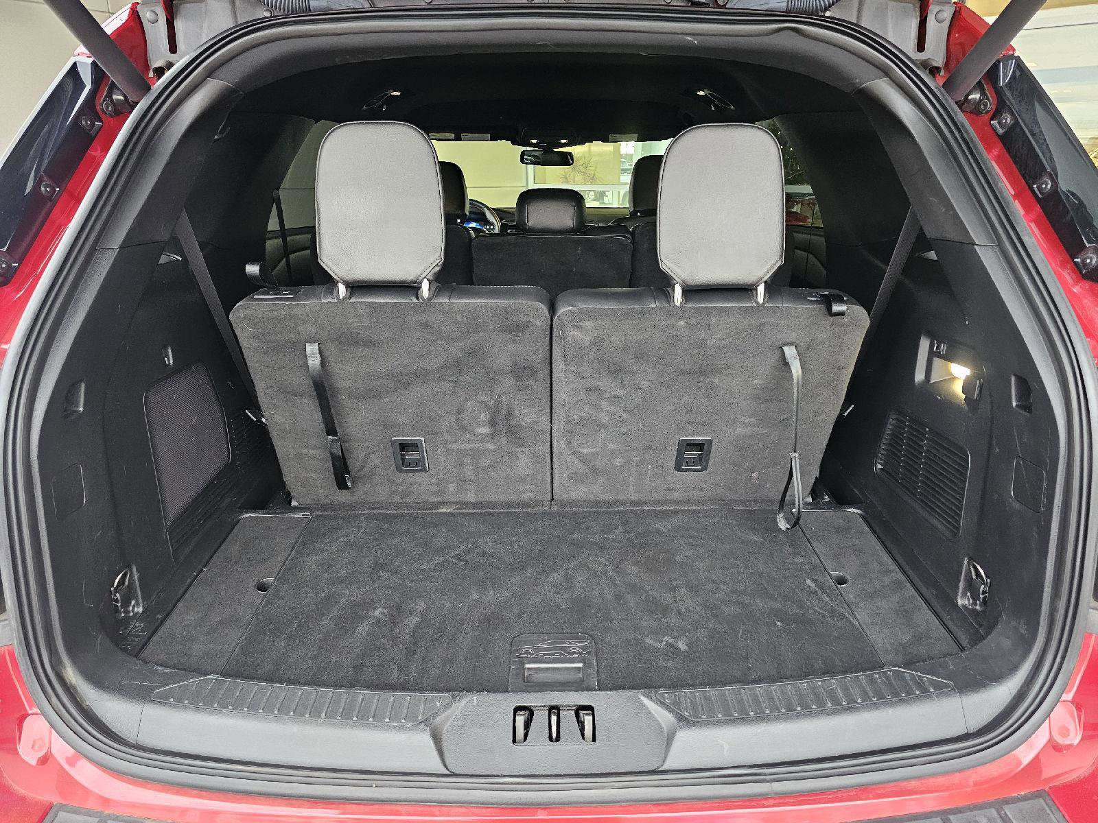 Used 2023 Ford Explorer ST-Line image 15