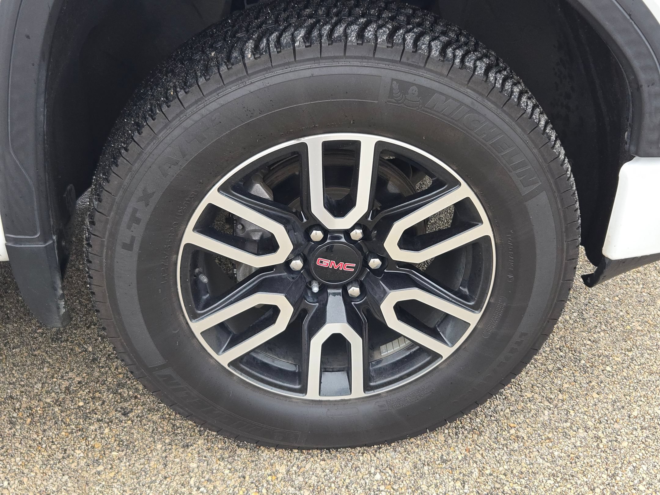 Used 2021 GMC Sierra 1500 AT4 w/ AT4 Value Package AWD/4WD image 31