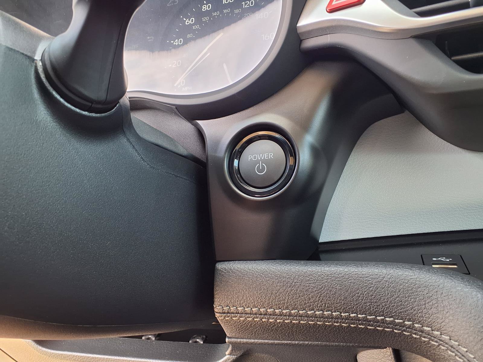 New 2026 Toyota Sienna XLE FWD image 18