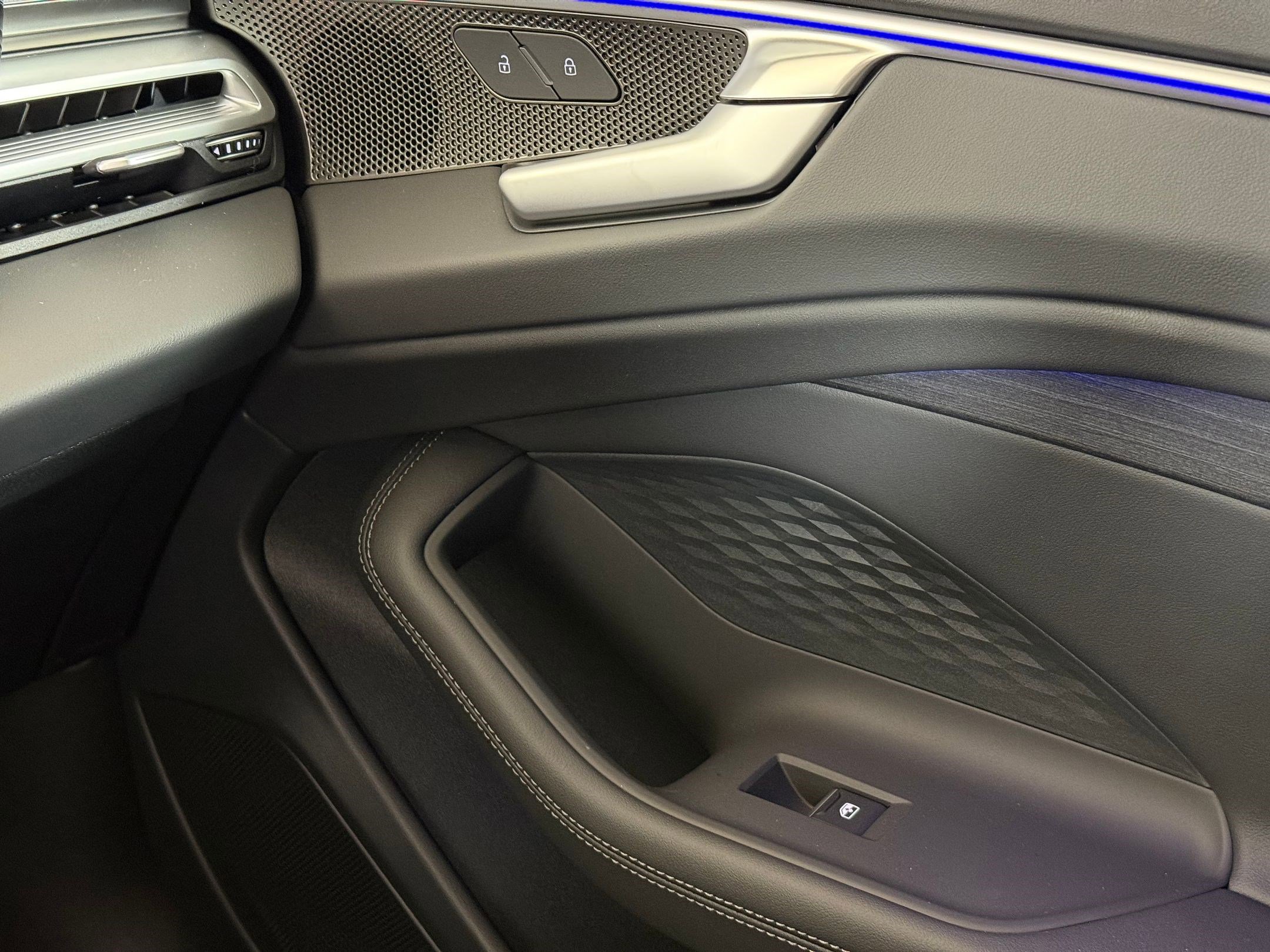 New 2026 Audi A6 Premium Plus image 23