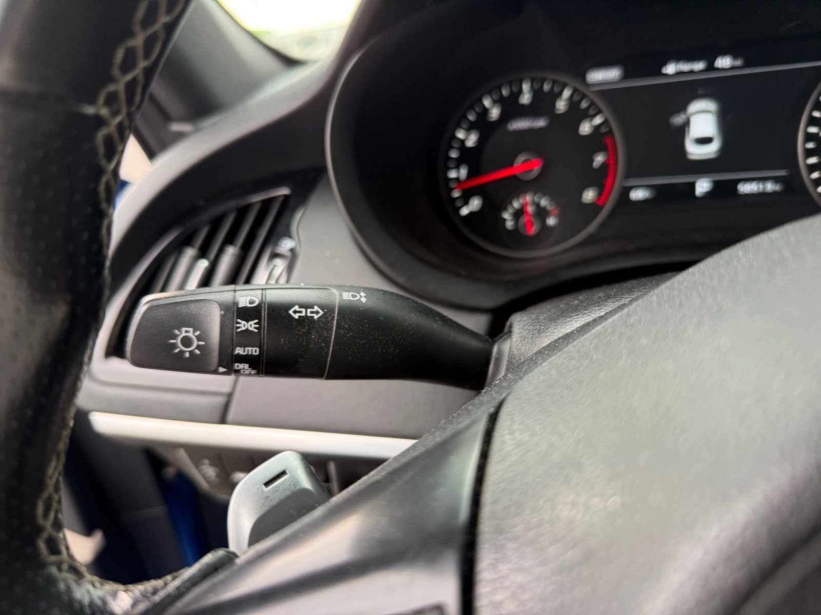 Used 2018 Kia Stinger GT2 image 16