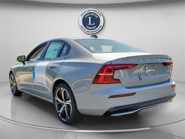 New 2024 Volvo S60 B5 Plus w/ Climate Package image 3