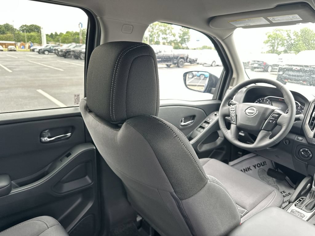 New 2026 Nissan Frontier SV w/ SV Convenience Package AWD/4WD image 15