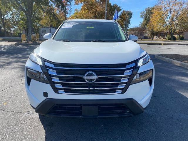 Used 2024 Nissan Rogue SV video 2