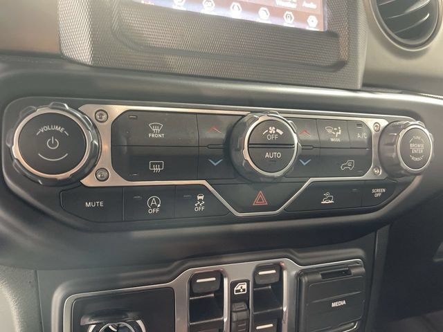 Used 2023 Jeep Gladiator Sport AWD/4WD image 19