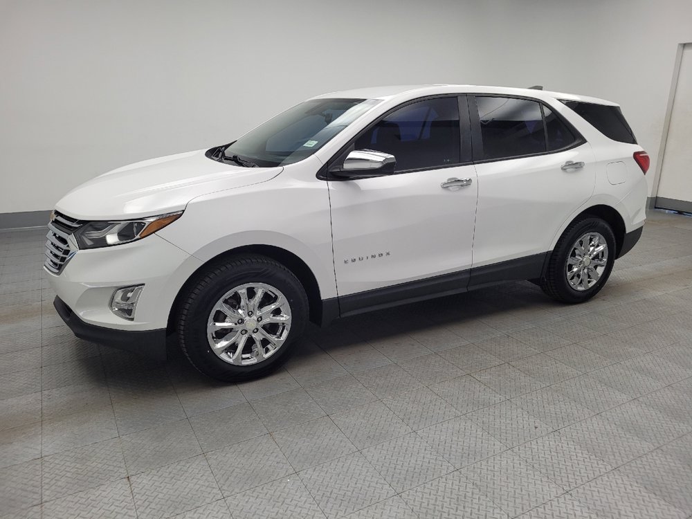Used 2018 Chevrolet Equinox LS image 2